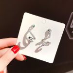 USTAR Luxury Snake Ear Hook Stud Earrings For women silver color Rhinestone Earrings female bijoux Fashion Jewelry Gifts