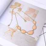 Collier Plastron  Rose Pale - Bijoux-egyptiens.fr