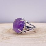 Bague Améthyste « Humilité » – Ajustable – (Ovale ou Ronde)
