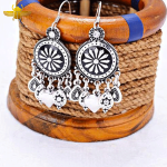 Boucle d’Oreille Égyptienne  Œuvre d’Harsaphes